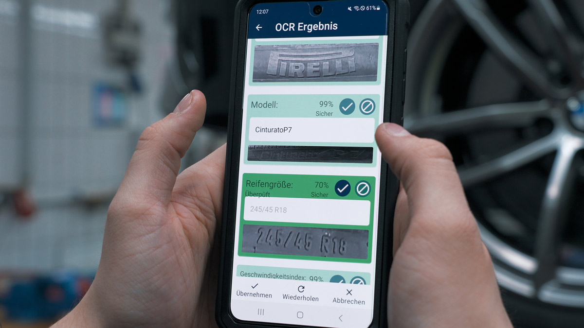 Ergebnis der KI-Bildanalyse der Reifeninformationen in der Tire Scan Mobile-App.